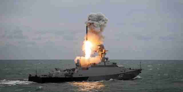 росія готується до атак: у Чорному морі загальний залп до 20 «Калібрів»
