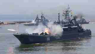 Росія незабаром розпочне військово-морські навчання разом з двома країнами: деталі