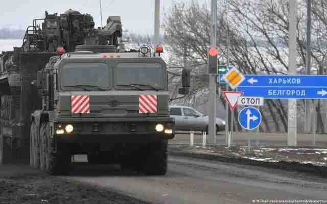 росія перекидає частину своїх боєздатних підрозділів з фронту у Бєлгородську область
