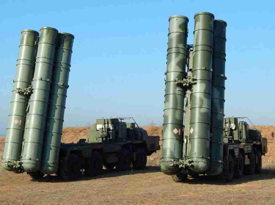 Росія розгортає у Криму зенітні ракетні дивізіони С-400