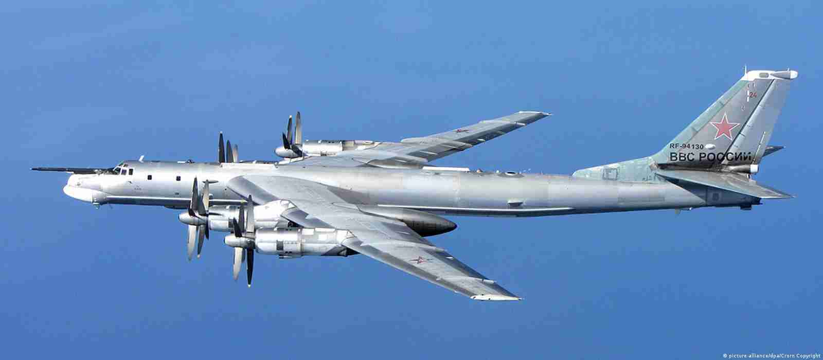 росія запустила бомбардувальники біля Японії під час візиту прем'єр-міністра Японії в Україну