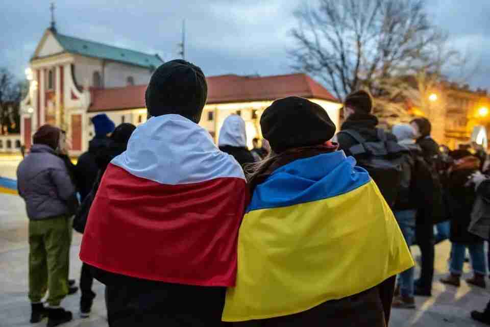 Росіяни намагаються відмовити Польщу приймати біженців з України