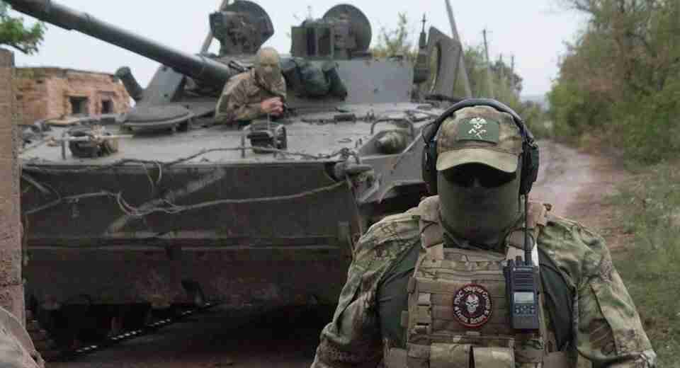 Російські військові із «вагнерівцями» влаштували перестрілку на Луганщині: є жертви
