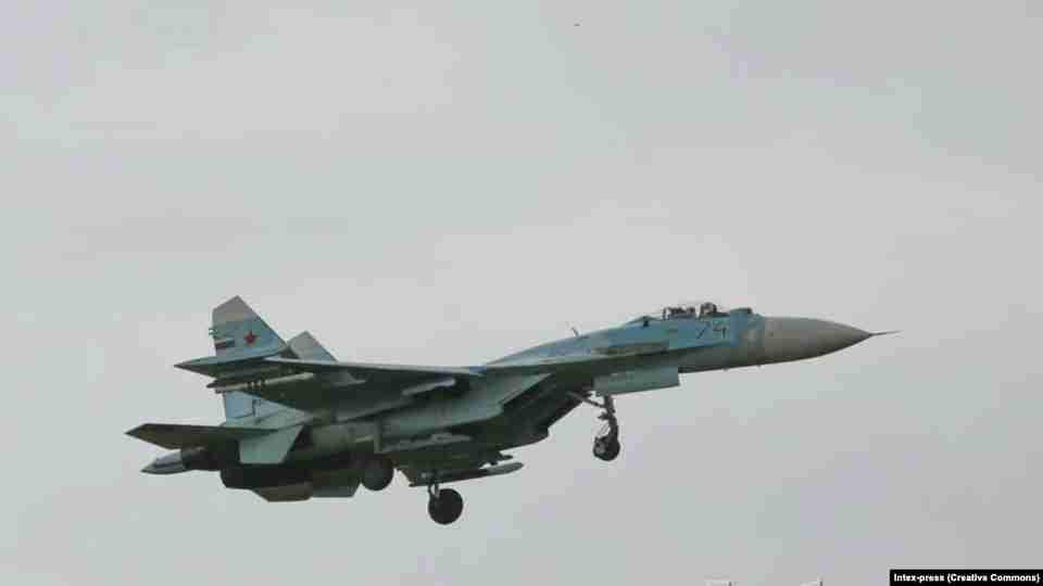 Російський винищувач-бомбардувальник пролетів над Волинню і зайшов у повітряний простір Польщі