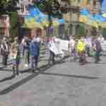 «Руки геть від Стуса!» Львів’яни протестували проти позову Медведчука, який домагається заборони книги про поета
