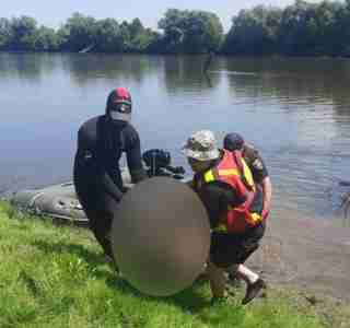 Рятувальники знайшли тіло дівчинки, яка потонула три дні тому у річці Дністер