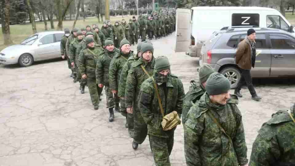 «Ще не відправили до України, а вже є трьохсоті»: окупант розповів про рівень підготовки «мобіків» (АУДІО)