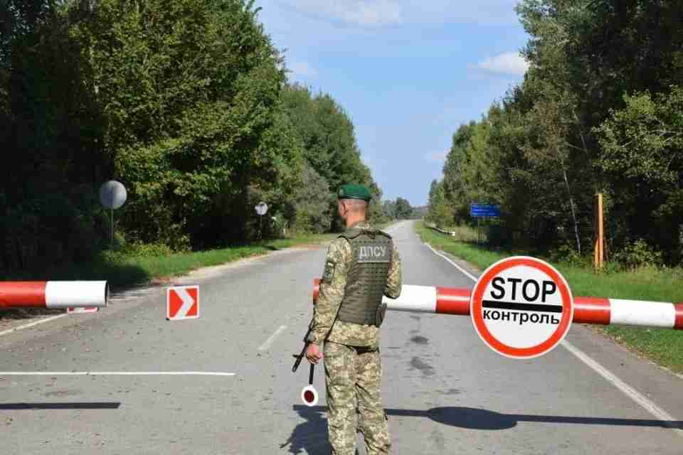 Ще одна категорія чоловіків зможе перетнути кордон України