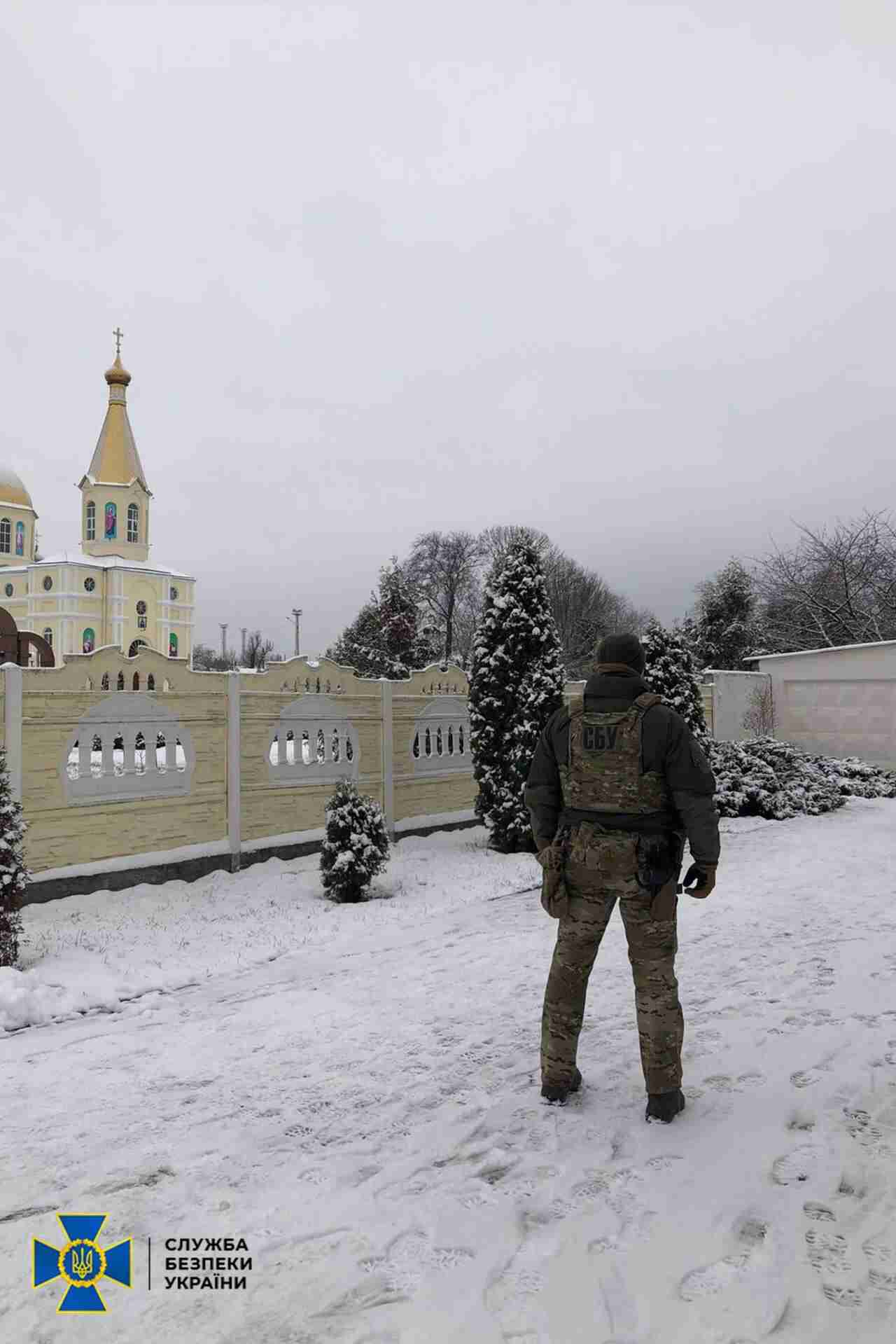Силовики проводять перевірки у приміщеннях монастирів на заході України (ФОТО)