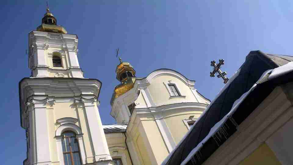 Скільки церков Московського патріархату залишилося в Україні: дані аналітиків