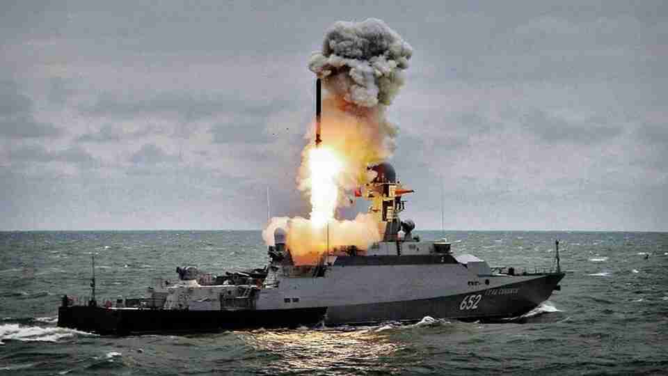 Скільки ракетоносіїв рф у морі: у ВМС ЗСУ розповіли про небезпеку
