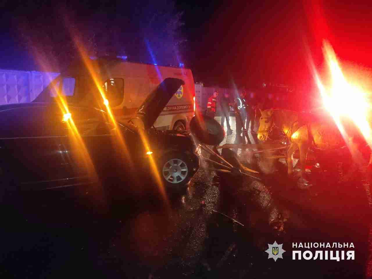 Смертельна ДТП на Буковині: водій «BMW» зіткнувся з підводою