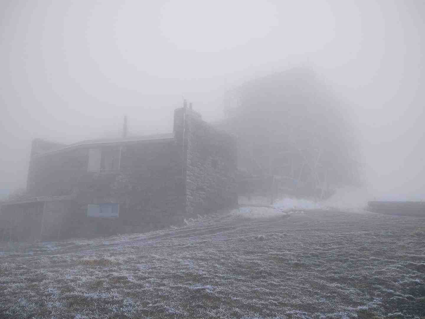 Сніг і заморозки: як виглядає травневе високогір’я Карпат (фото)