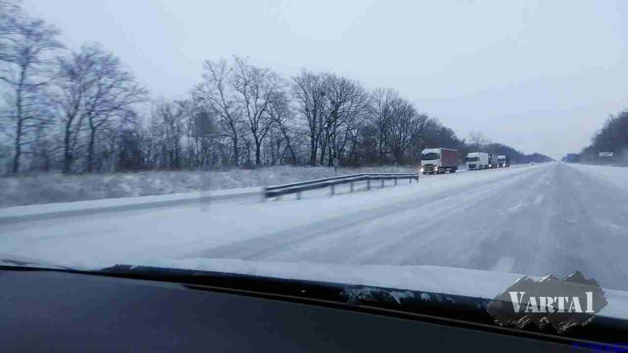 Снігопад на Львівщині: стан доріг в області (ФОТО)