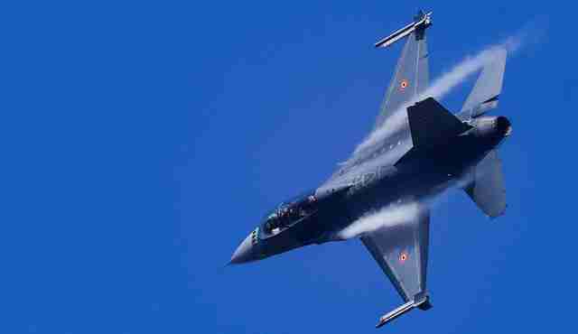 Стало відомо, коли перші винищувачі F-16 можуть бути в Україні