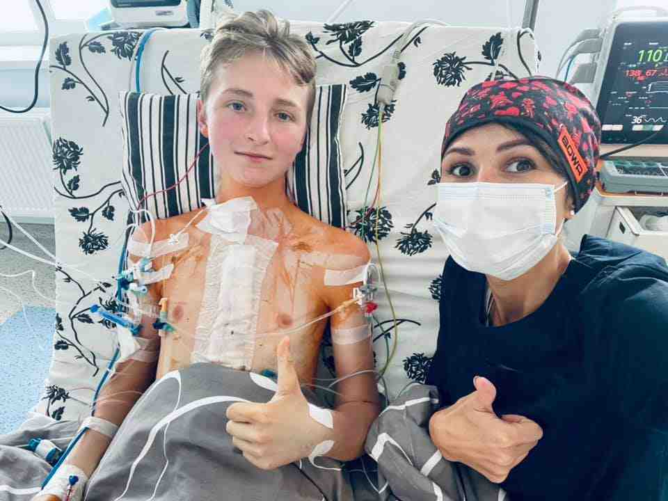 Стало відомо, як почуває себе 13-річний хлопчик, якому пересадили серце у Львові (ФОТО)