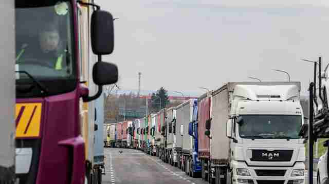 Страйк на кордоні: польський уряд вимагатиме від ЄС розірвати угоду з Україною