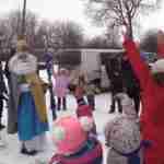 Святий Миколай зі Львова привітав дітей з прифронтових населених пунктів