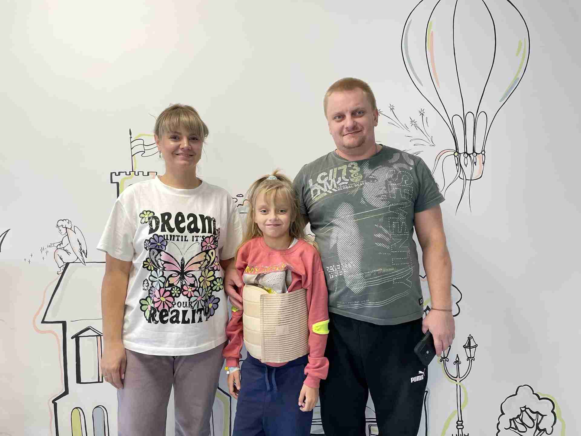 Тато-військовий став донором нирки для своєї доньки: трансплантацію зробили у Львові (ФОТО)