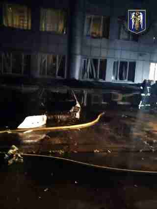Трагічна ніч у Києві: росія атакувала столицю балістичними ракетами (ФОТО)