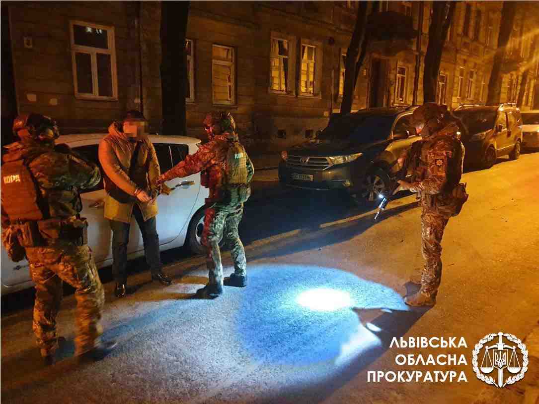 Трьох нападників на львівських готельєрів взяли під варту (фото)