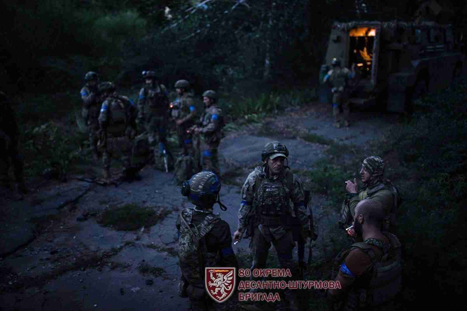 У 80-ій бригаді показали, як відбувається збір львівських десантників на черговий штурм (ФОТО)