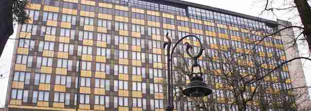 У центрі Львова два готелі можуть переобладнати під житло для переселенців