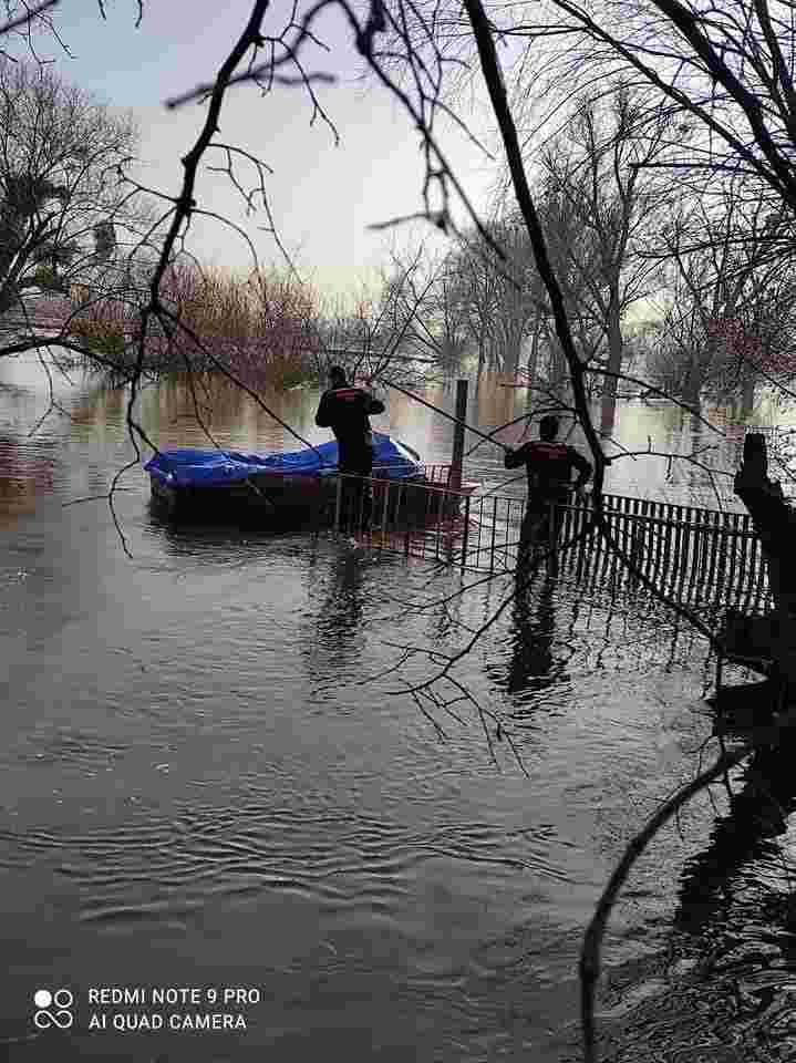 У Червонограді річка вийшла з берегів і підтопила рятувальну станцію (ФОТО, ВІДЕО)