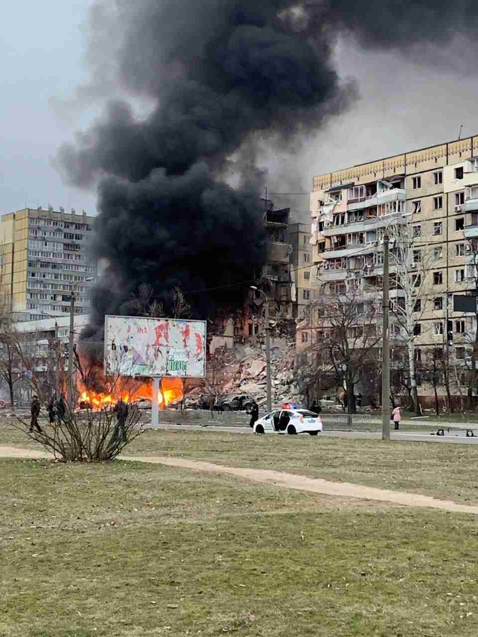 У Дніпрі росіяни вдарили по багатоквартирному будинку