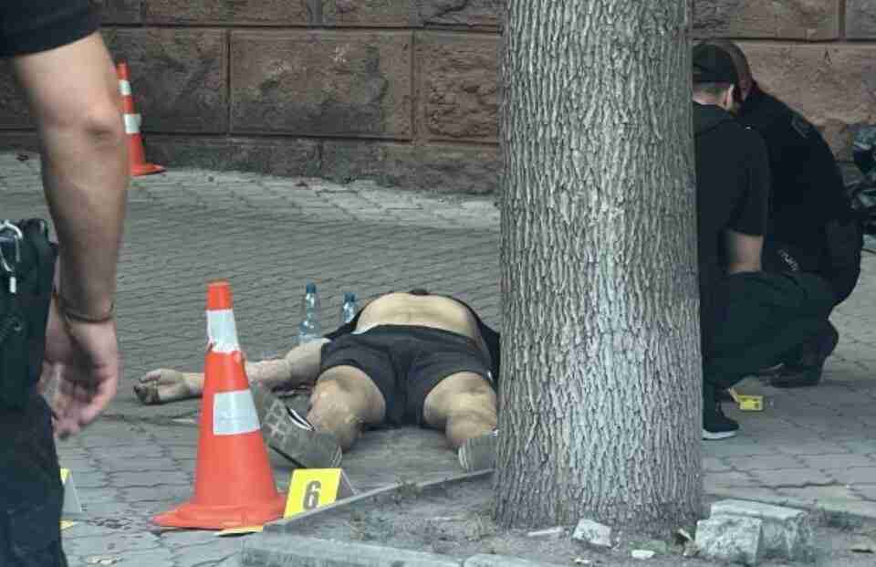 У Дніпрі сталася смертельна стрілянина посеред вулиці (ФОТО/ВІДЕО)