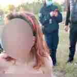 У Харкові затримали голу жінку, яка в пакеті несла відрізану голову 11-річної дитини (фото 18+)