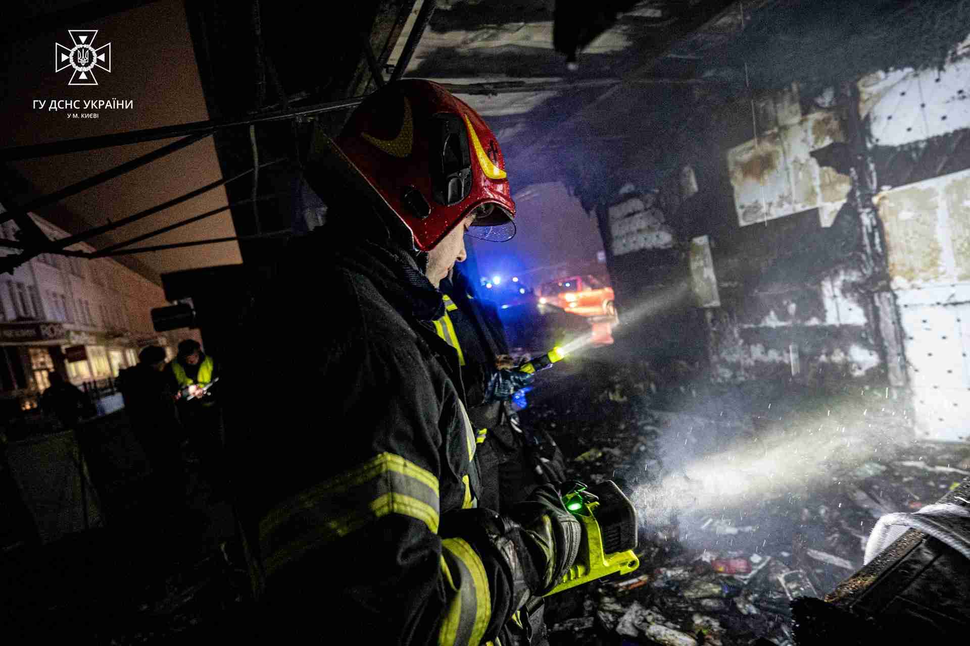 У Києві через вибух газового балону постраждало п'ятеро людей (ФОТО)