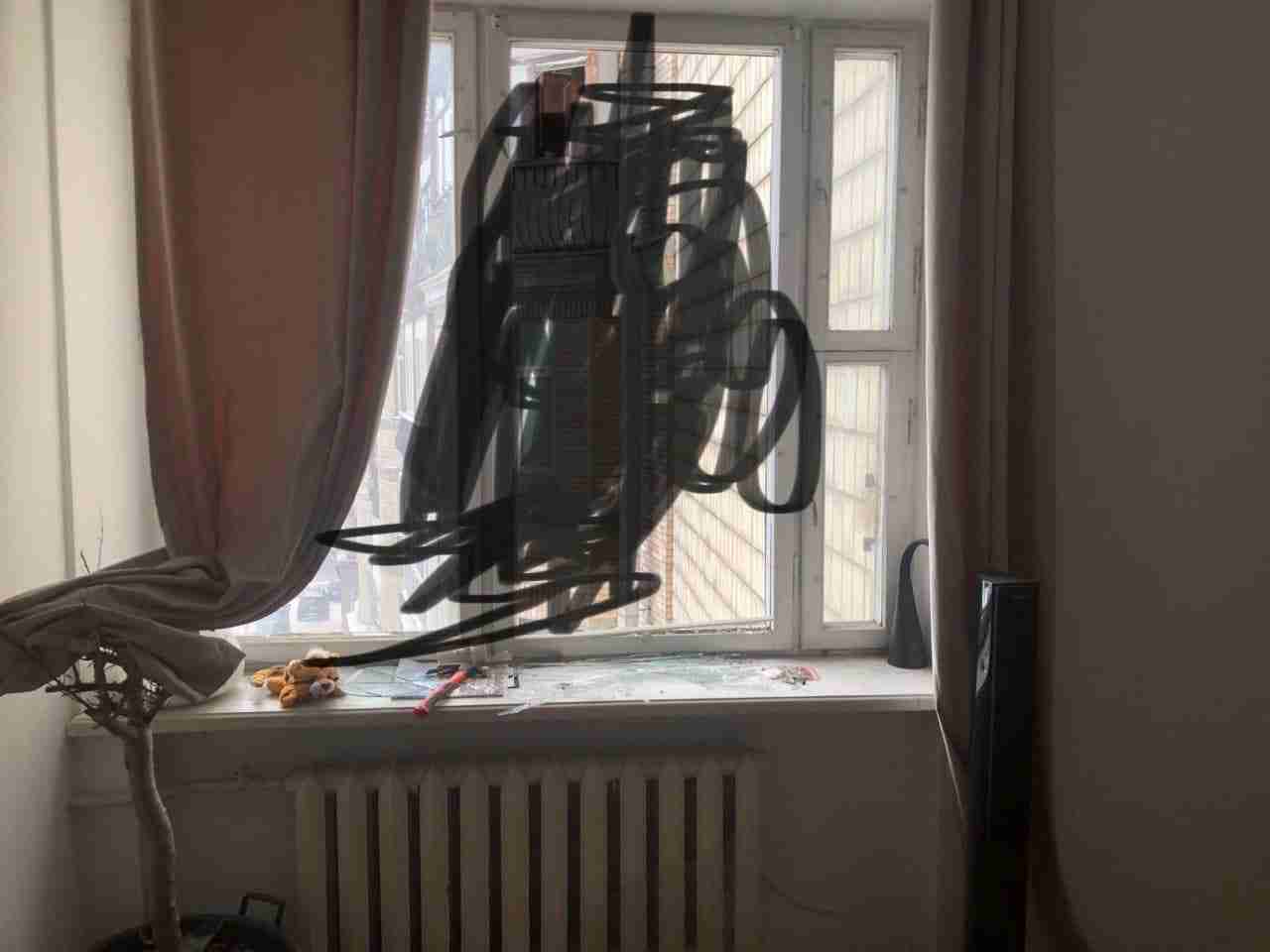 У Києві під час ракетної атаки постраждала квартира військового Масі Найєма (ФОТО)
