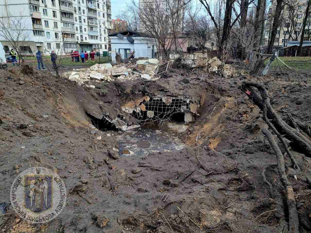 У Києві збільшилась кількість постраждалих внаслідок ракетного удару (ФОТО)