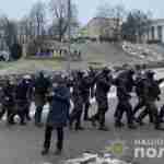 У Києві на Майдані Незалежності постраждало близько 40 поліцейських (фото)