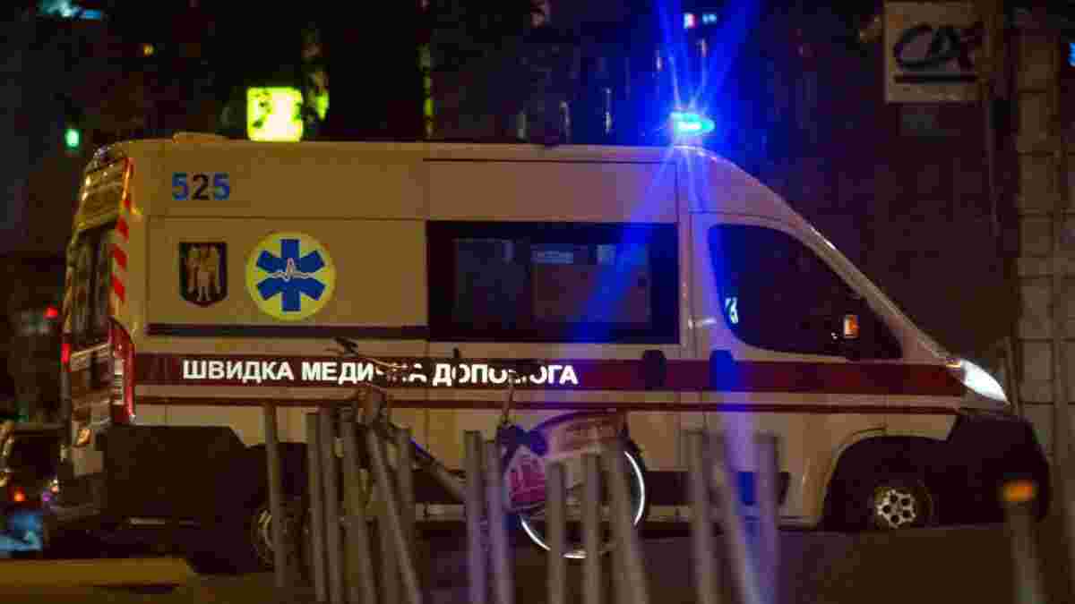 У Києві поки медики допомагали дитині з судомами, стало погано батькам та самим лікарям