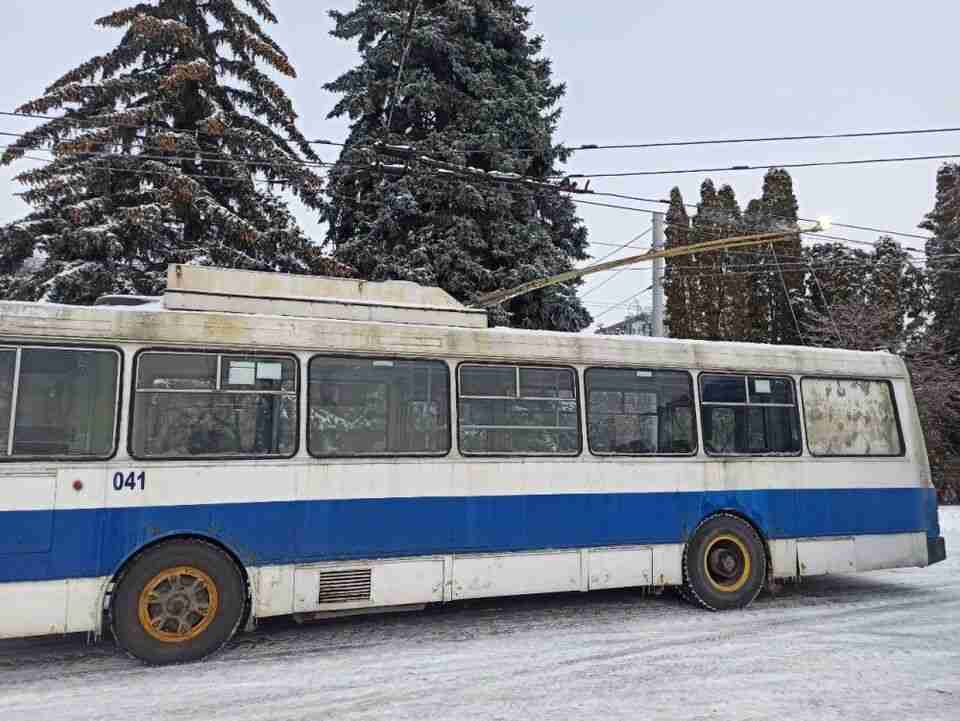 У Львівелектротрансі пояснили, чому трамваї поїхали швидше від тролейбусів