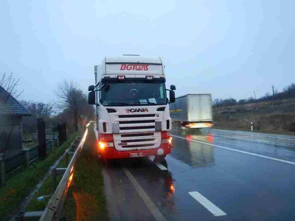 У Львівській області сталася ДТП за участі вантажівки та пішохода