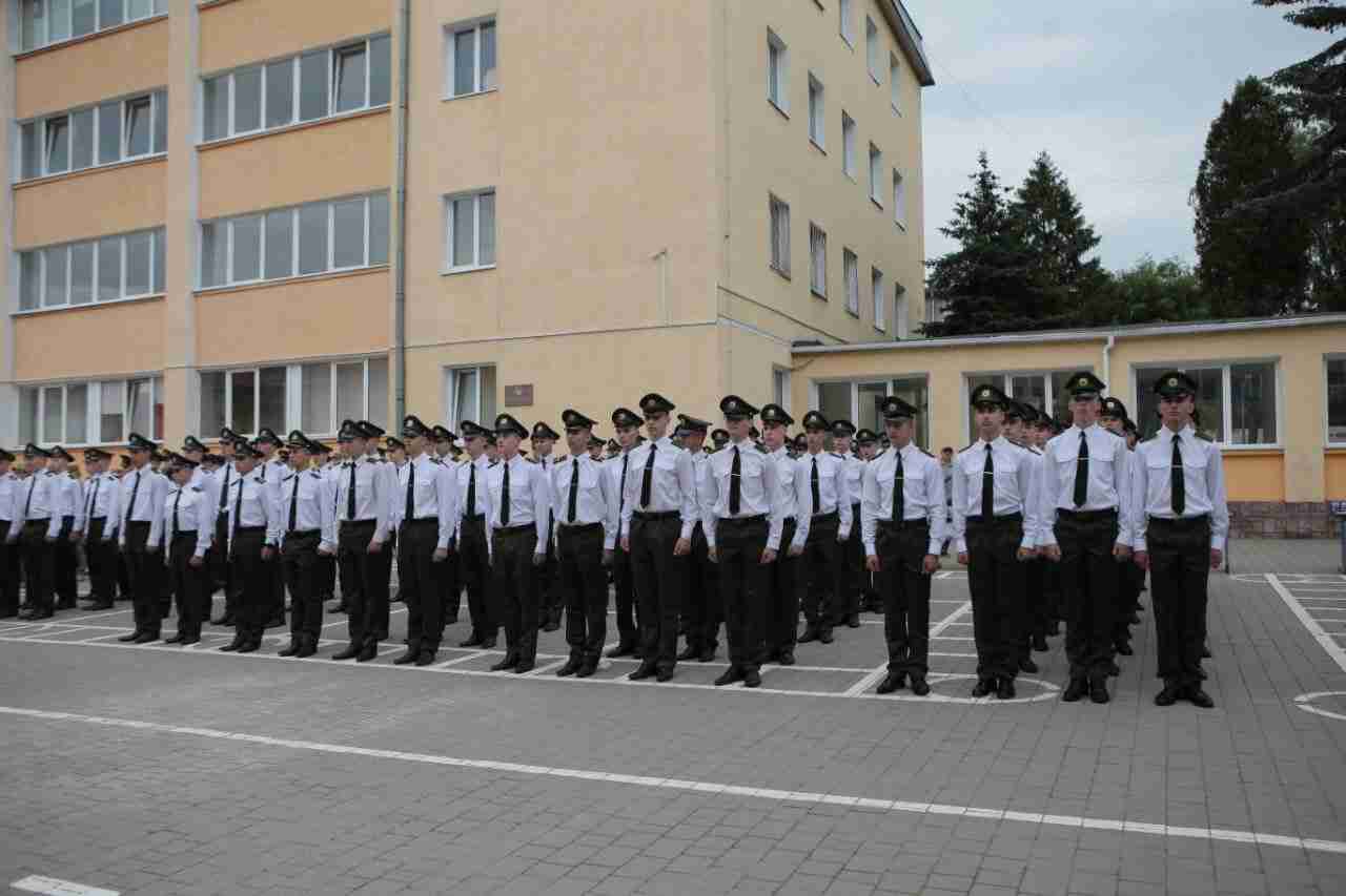 У львівському ліцеї імені Героїв Крут відбулись випускні урочистості (ФОТО)