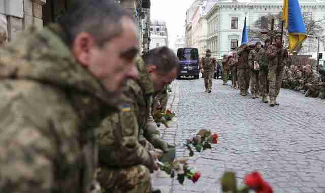 У Львові 23 грудня з військовими почестями проведуть в останню путь трьох Героїв