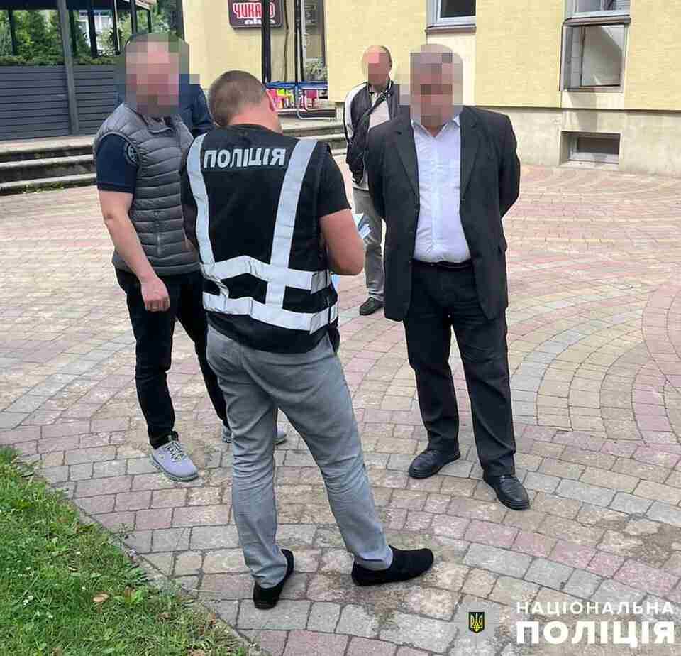 У Львові адвокат попався на хабарі  (ФОТО)