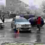 У Львові через ДТП ускладнено рух транспорту (фото, відео)
