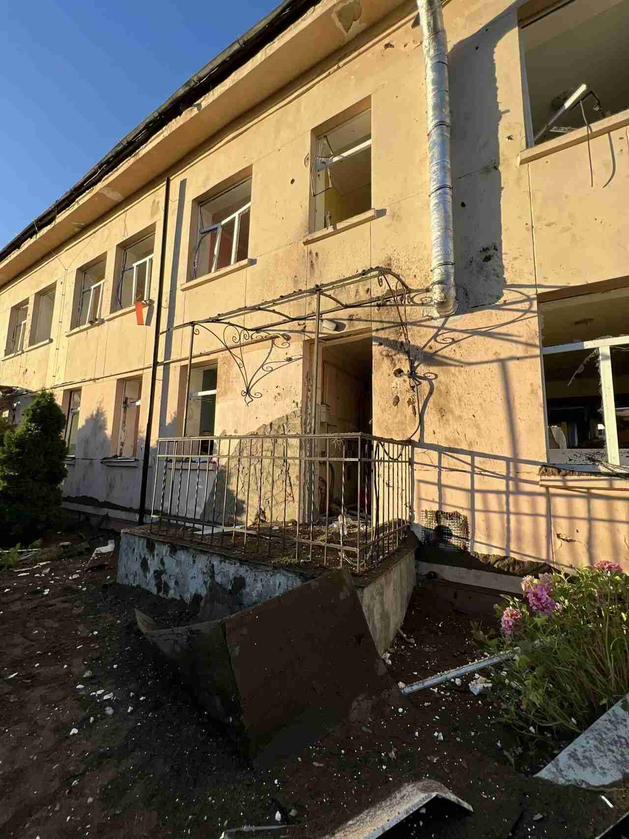 У Львові дітей, з пошкодженого ракетою дитсадка, забезпечать місцями у ближніх садках