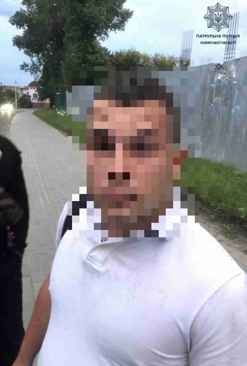 У Львові двох чоловіків з Донецька затримали під час втечі з місця злочину (ФОТО)