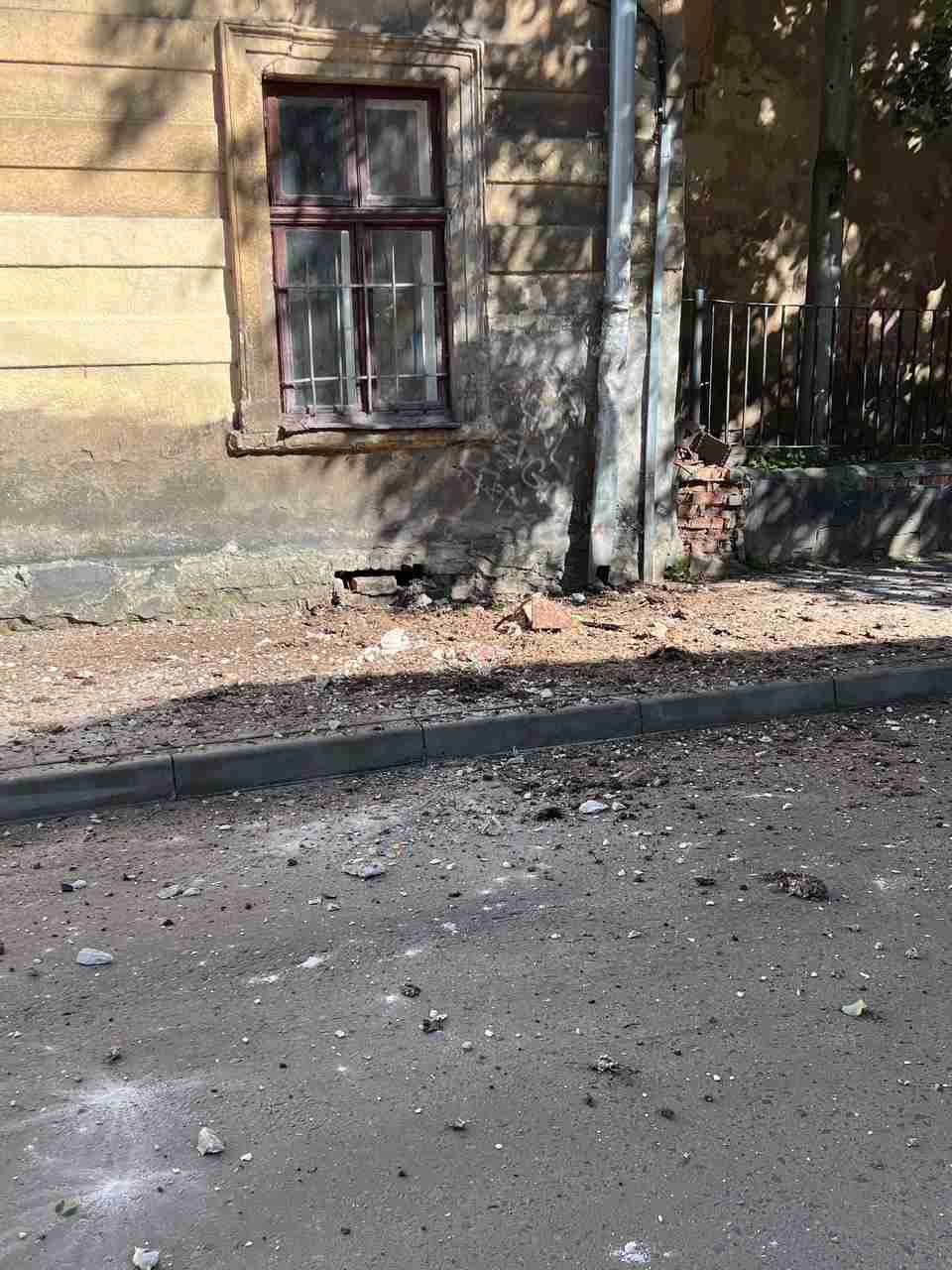 У Львові обвалився фасад ще одного будинку (ФОТО)