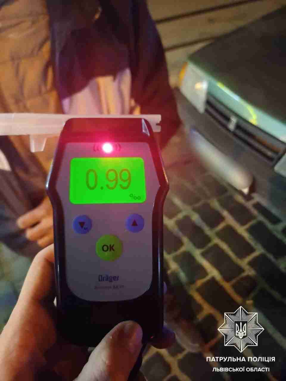 У Львові п'яний водій намагався відкупитися від правоохоронців (ФОТО)
