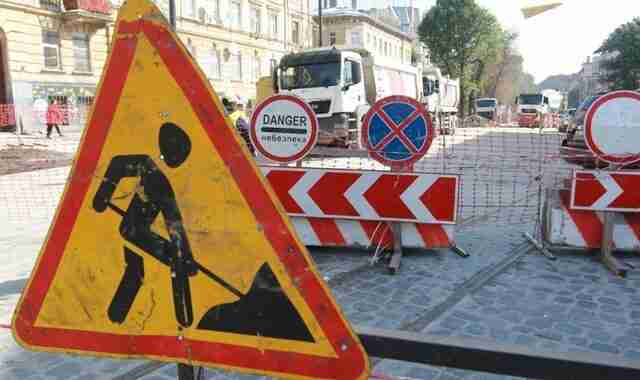 У Львові перекриють рух на вулиці через ремонтні роботи: схема об'їзду