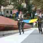 У Львові підняли прапор над Меморіалом пам’яті Героїв Небесної Сотні (фото)