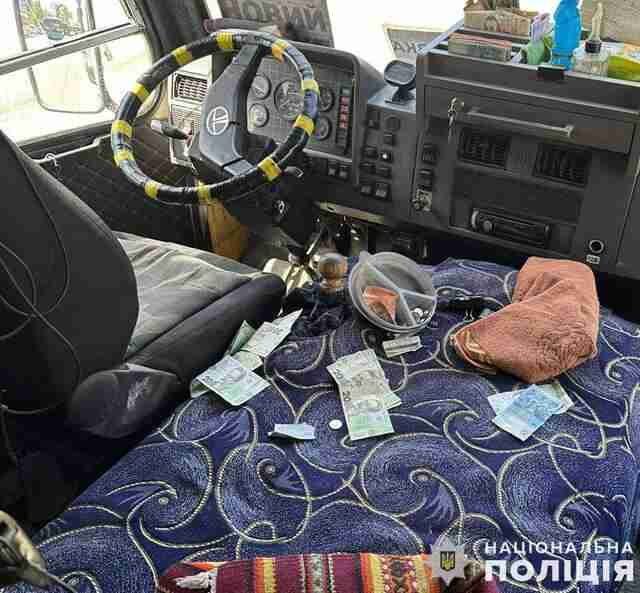 У Львові пограбували водія маршрутного автобуса (ФОТО)