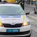 У Львові поліцейський автомобіль збив пішохода (фото)